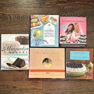Magnolia Bakery Cookbook Lot 5 Cupcakes Pies Macarons Dessert Cafe Baking Books